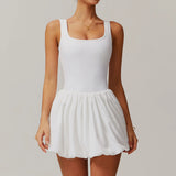 witte playsuit met geïntegreerde short en opbergvak voor smartphone