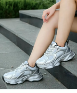 silver chunky sneakers met mesh-panelen en stevige zool