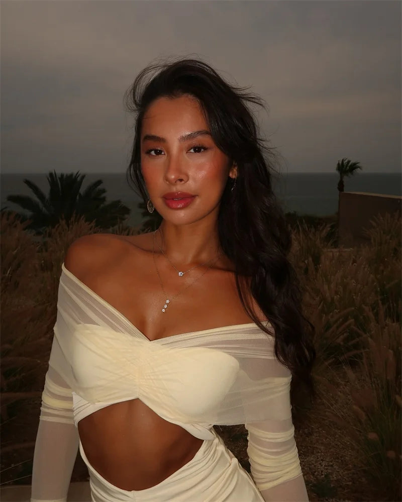 Aurelia | Off Shoulder Mesh Cut-Out Jurk – Verleidelijk & Elegant