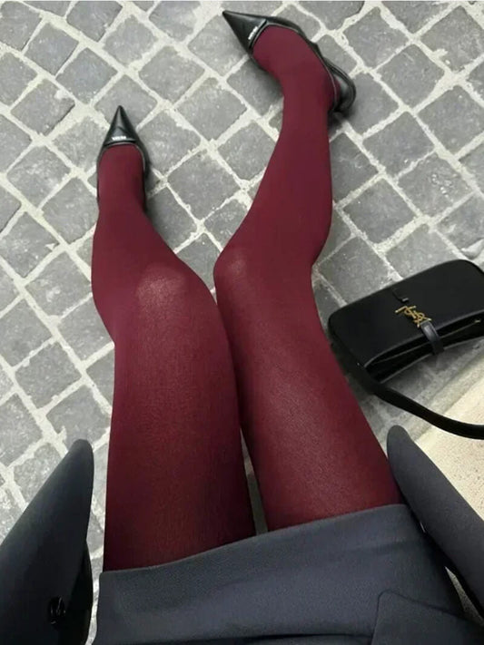 Elegante Novella Stockings in trendy burgundy, gemaakt van duurzaam polyester – perfect voor herfst- en winterlooks