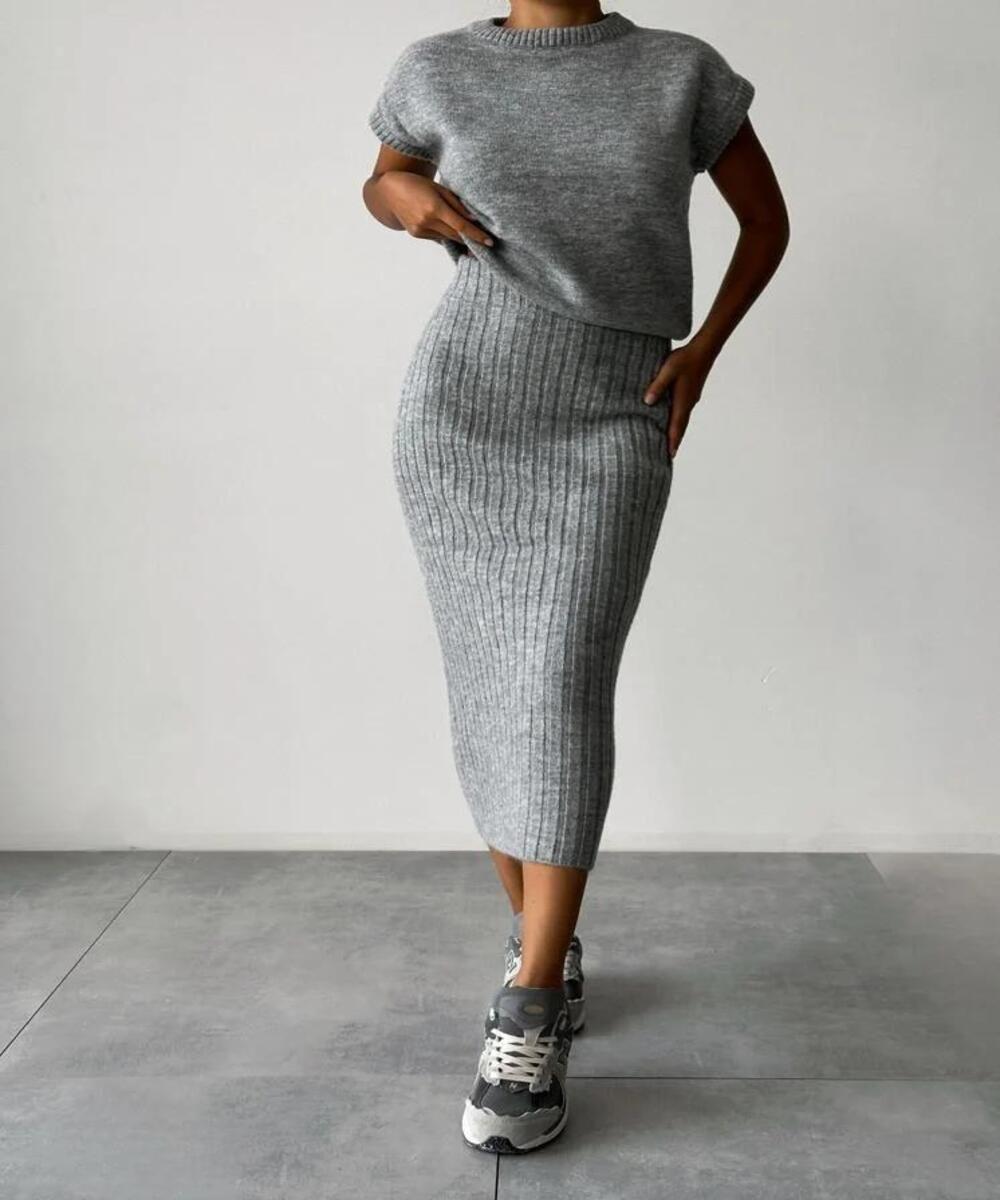 Ribbed Elegance | Two-Piece Set