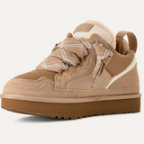 beige  suede winter sneaker met brede veters en plateauzool