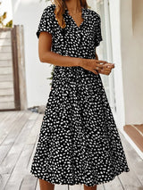 Zanelya | Midi Zomerjurk met Abstracte Stippenprint & Knoopsluiting