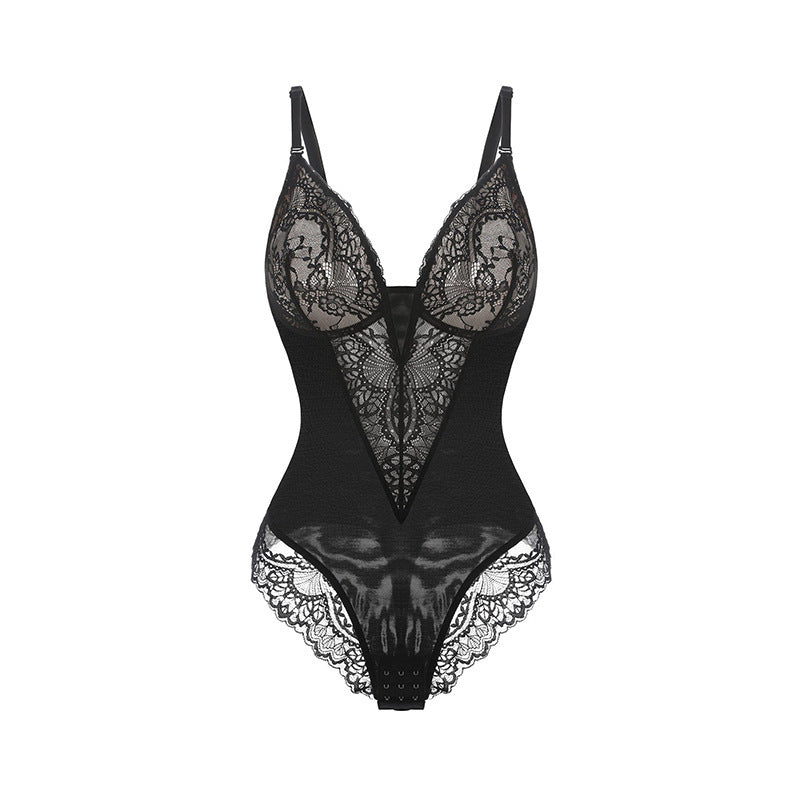 CurveLuxe Bodysuit - Sexy kanten shapewear met V-hals, ontworpen om rondingen te accentueren en een slanker silhouet te bieden, met verstelbare schouderbanden en ademende stof.