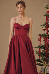 bordeaux midi jurk in house of cb stijl met korset top en volle rok