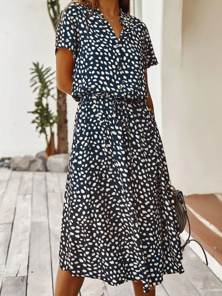 Zanelya | Midi Zomerjurk met Abstracte Stippenprint & Knoopsluiting
