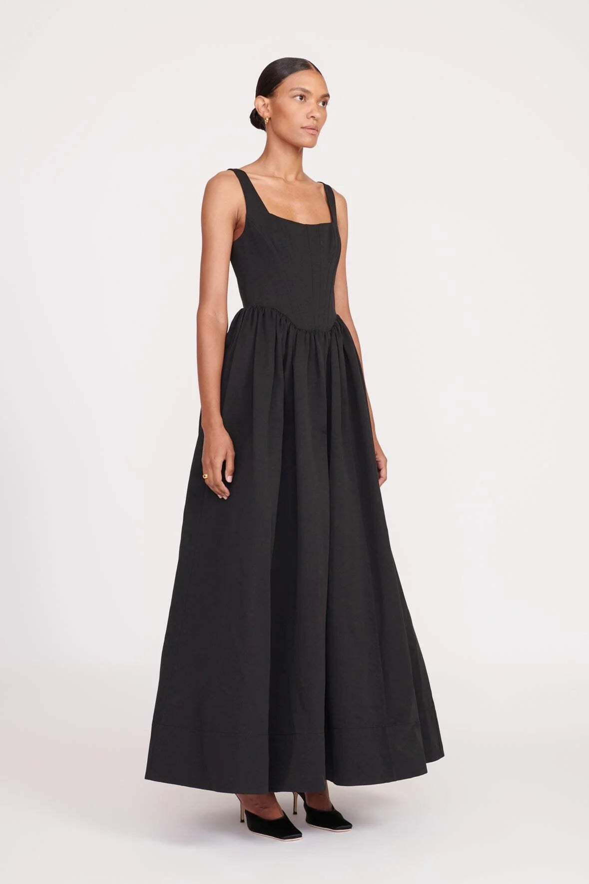 Robe midi Noir Chic™