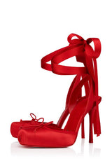 Seraphine Ballet Heels rood – moderne pumps met satijnen strik en square-toe