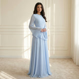 lichtblauwe maxi jurk met ruffle detail en flare mouwen dames