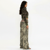 Zavelle | Camo Wide Leg Jeans met Roze Borduursel