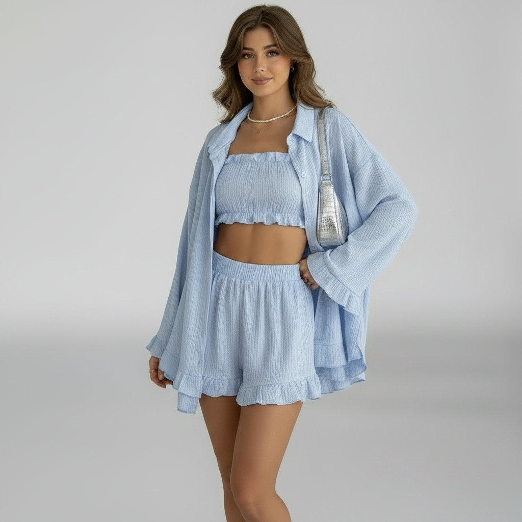 Roséline | 3-delige lounge set met bandeau top & ruffle shorts