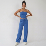 Blauwe strapless set met elastische taille en wijde broek