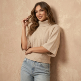 gebreide beige dames trui met hoge col en korte wijde mouwen