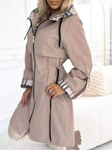 Novira | Dames trenchcoat met capuchon en ruitdetail – Voorjaar & Herfst