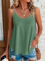 Olijfgroene broderie top met relaxte pasvorm