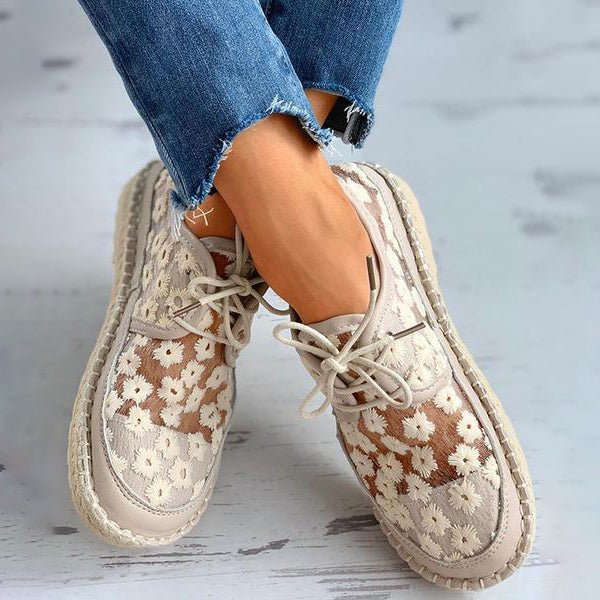 transparante zomerschoenen voor dames met bloemendetail