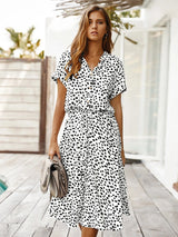 Zanelya | Midi Zomerjurk met Abstracte Stippenprint & Knoopsluiting