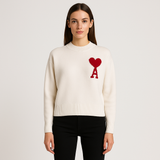 witte trui met donkerrood hart en letter A geborduurd