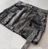 zwarte denim minirok met A-lijn en dubbele zakken